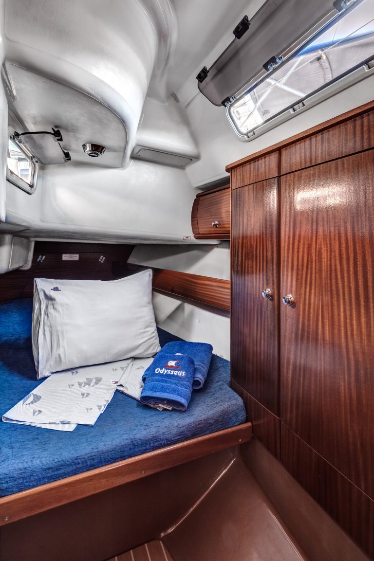 Bavaria 36 2004 Sailing in Greece yacht charter Ionian islands Odysseus