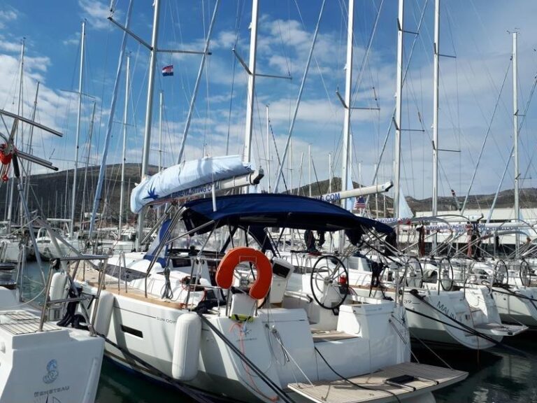 Sun Odyssey 419 2018 - Odysseus Yacht Charter Greece