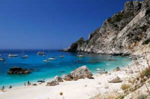 Read more about the article Aspri Ammos Beach in Corfu
